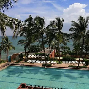 hotel-jardin-savana-dakar.hotelsdakar.com/