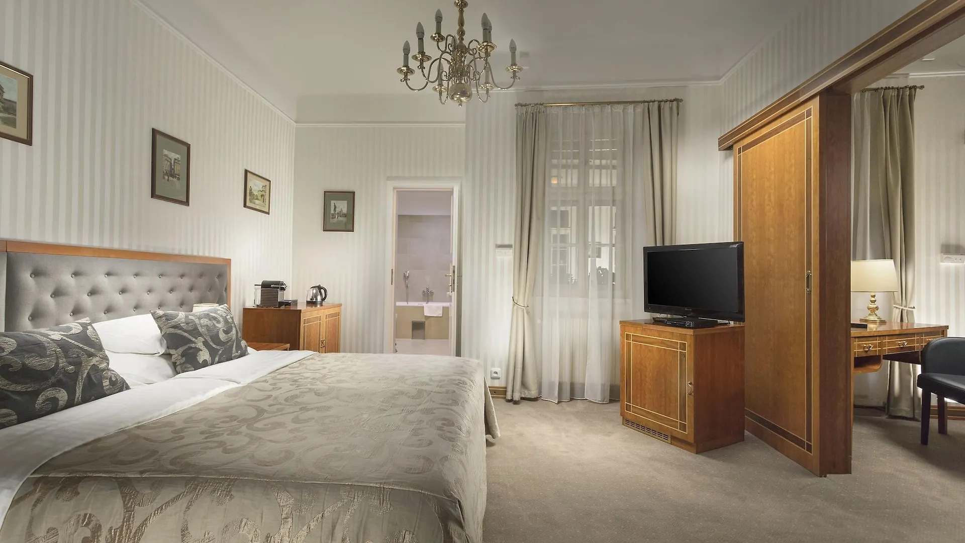 Hotel Pod Vezi Prague