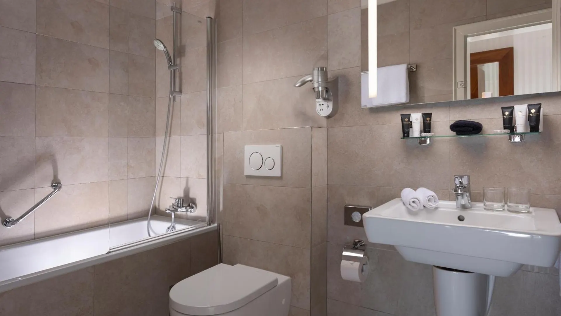 Hotel Pod Vezi Prague 4*,