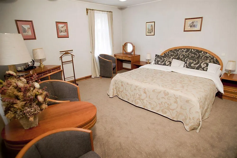 Hotel Pod Vezi Prague 4*,