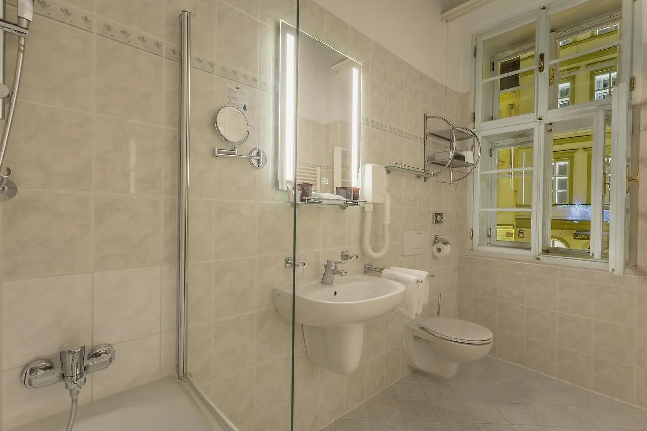 ****  Hotel Pod Vezi Prague République tchèque